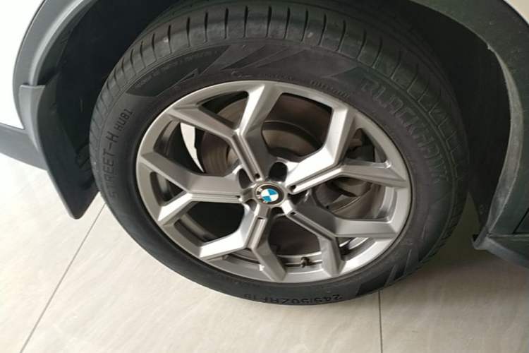 Used BMW X3 2019 xDrive28i Luxury Package Exterior 5