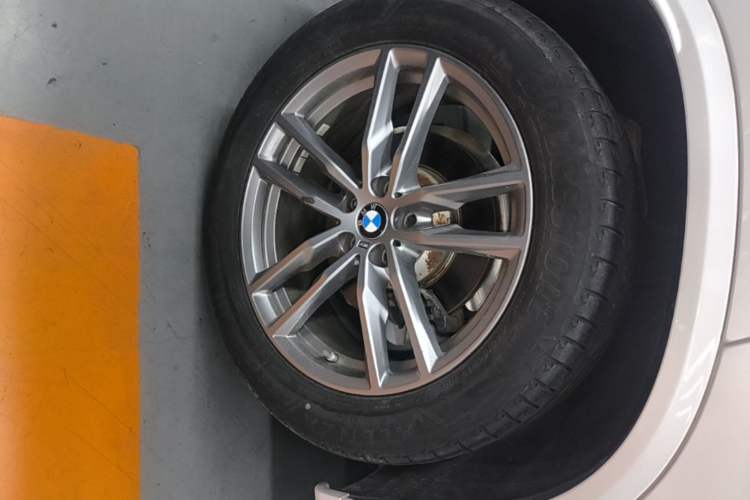 Used BMW X3 2019 xDrive28i M Sport Package Exterior 5