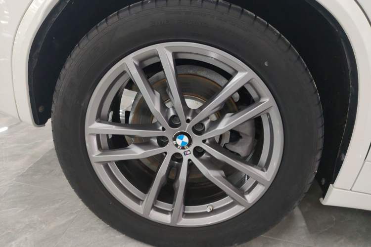 Used BMW X3 2019 xDrive28i M Sport Package Exterior 5