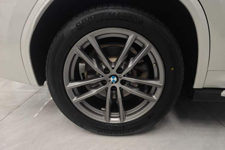 Used BMW X3 2019 xDrive28i M Sport Package Exterior 5