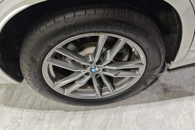 Used BMW X3 2019 xDrive28i M Sport Package Exterior 5