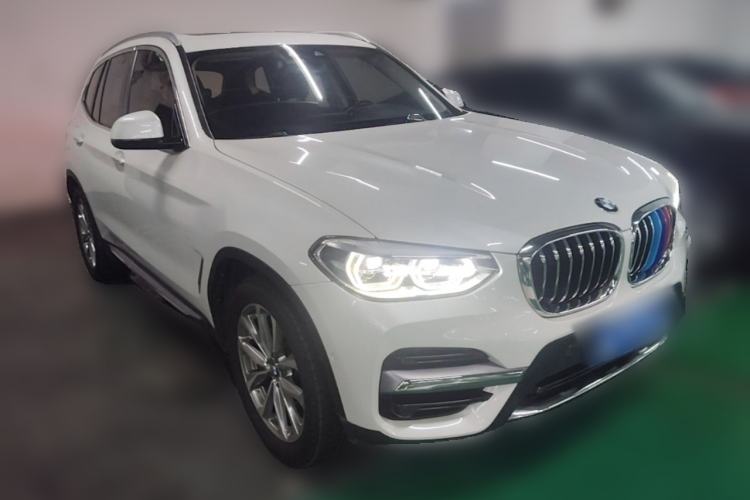 Used BMW X3 2019 xDrive25i Luxury Package Front Right 45 Deg