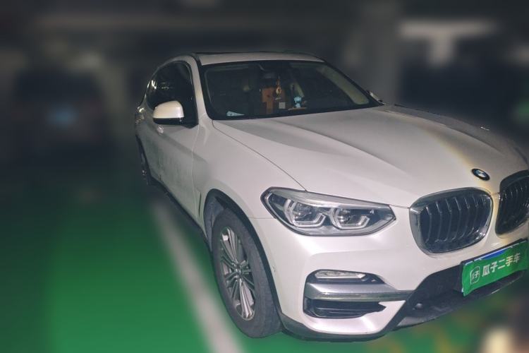 Used BMW X3 2019 xDrive28i Luxury Package Front Right 45 Deg
