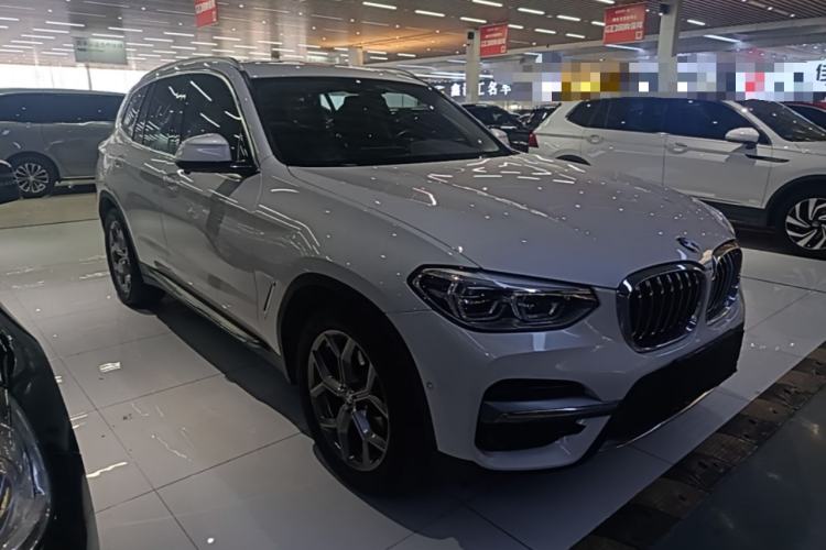 Used BMW X3 2019 xDrive28i Luxury Package Front Right 45 Deg