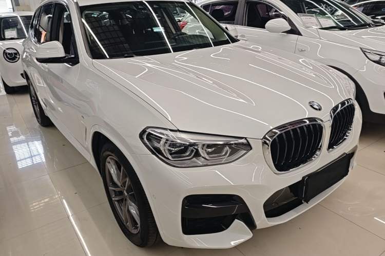 Used BMW X3 2019 xDrive28i M Sport Package Front Right 45 Deg
