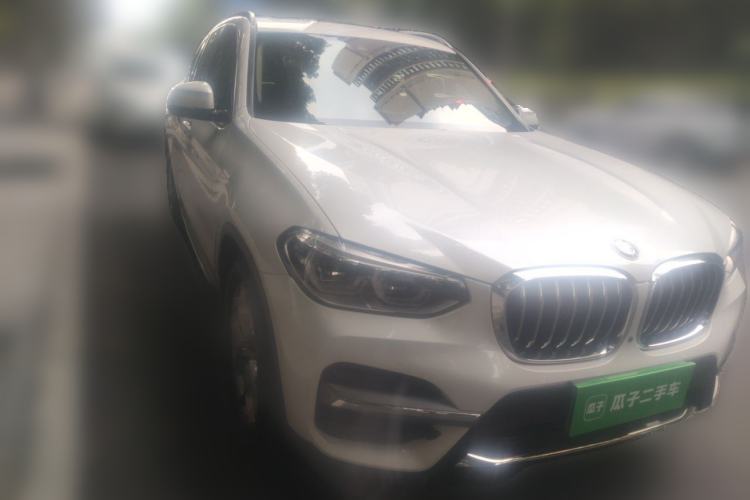 Used BMW X3 2019 xDrive28i Luxury Package Front Right 45 Deg