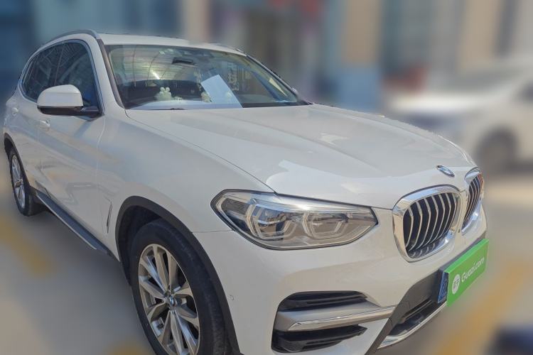 Used BMW X3 2019 xDrive25i Luxury Package Front Right 45 Deg