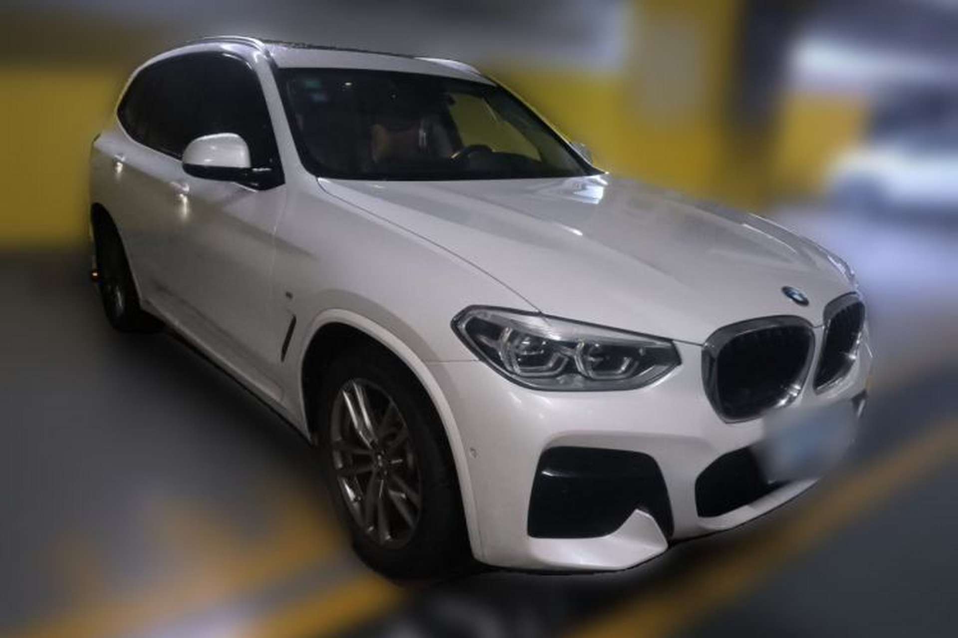 Used BMW X3 2019 xDrive25i M Sport Package Front Right 45 Deg