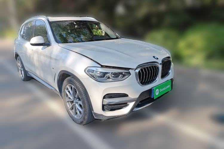 Used BMW X3 2019 xDrive25i Luxury Package Front Right 45 Deg