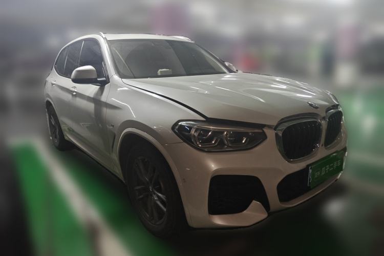 Used BMW X3 2019 xDrive25i M Sport Package Front Right 45 Deg