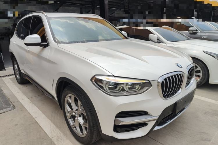 Used BMW X3 2019 xDrive28i Luxury Package Front Right 45 Deg