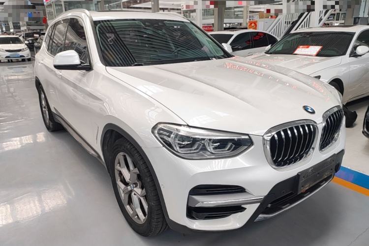 Used BMW X3 2019 xDrive28i Luxury Package Front Right 45 Deg