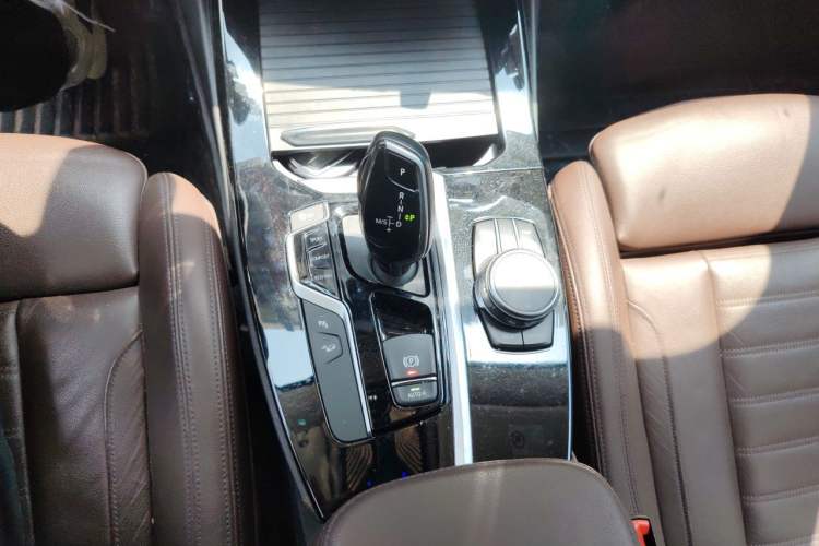 Used BMW X3 2019 xDrive28i M Sport Package Gear Lever