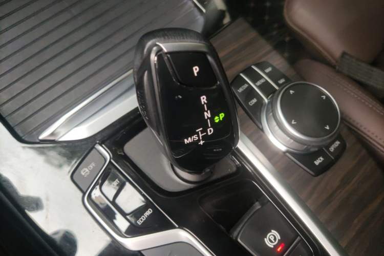 Used BMW X3 2019 xDrive28i Luxury Package Gear Lever
