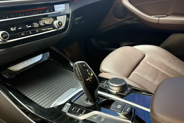 Used BMW X3 2019 xDrive28i M Sport Package Gear Lever
