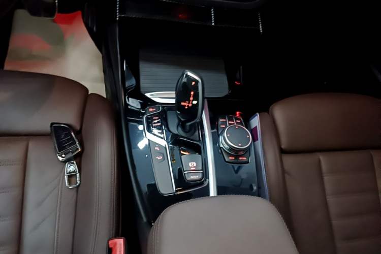Used BMW X3 2019 xDrive28i M Sport Package Gear Lever