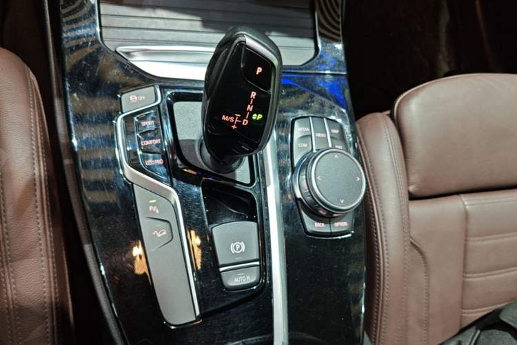 Used BMW X3 2019 xDrive28i M Sport Package Gear Lever