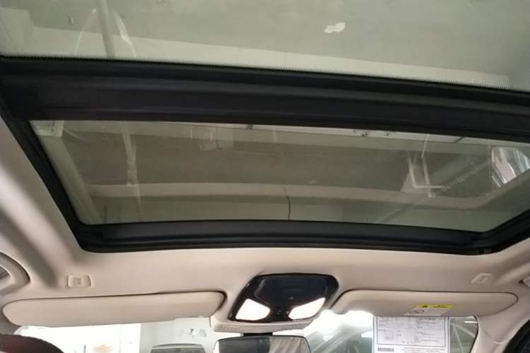Used BMW X3 2019 xDrive28i Luxury Package Headliner