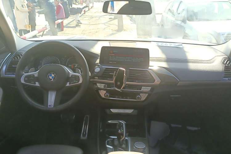 Used BMW X3 2019 xDrive30i Leading Model M Sport Package Interior 2