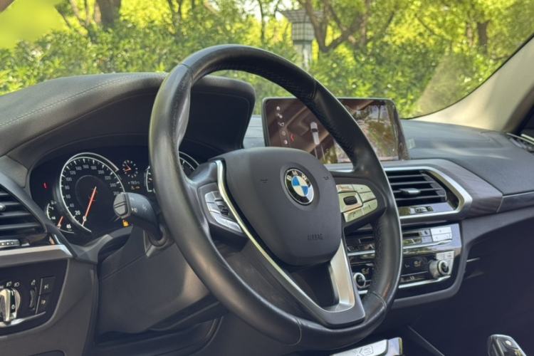 Used BMW X3 2019 xDrive28i Luxury Package Interior 2