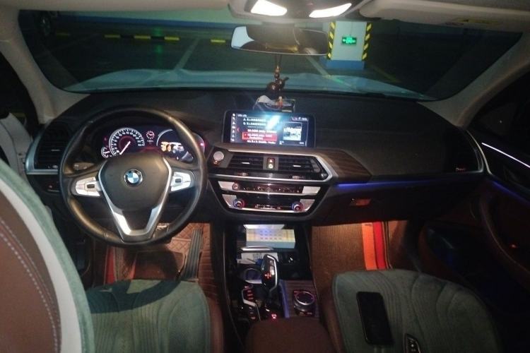 Used BMW X3 2019 xDrive28i Luxury Package Interior 2