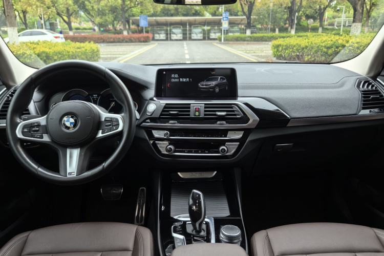 Used BMW X3 2019 xDrive25i M Sport Package Interior 3