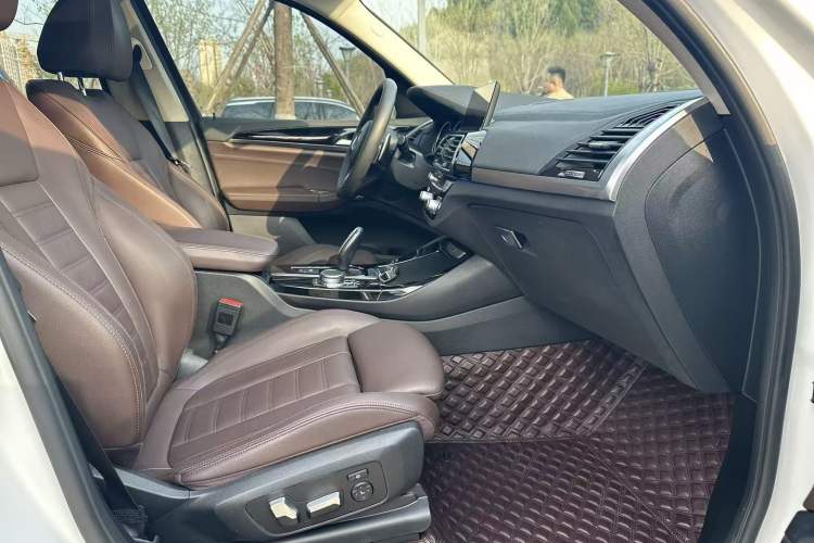 Used BMW X3 2019 xDrive28i M Sport Package Interior 3