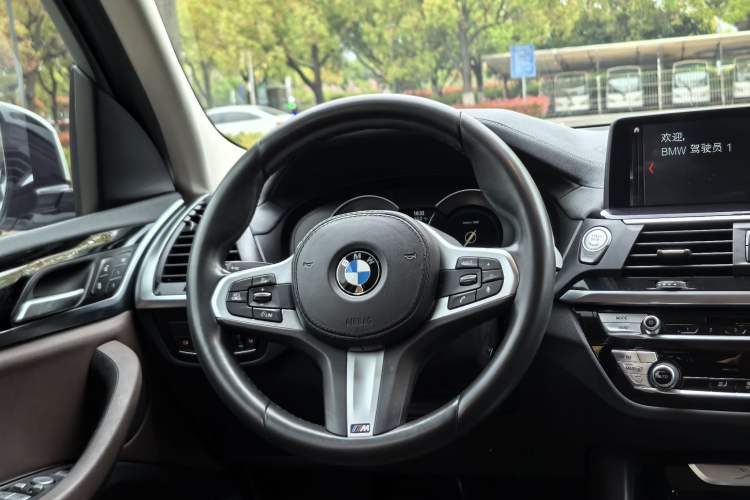 Used BMW X3 2019 xDrive25i M Sport Package Interior 4
