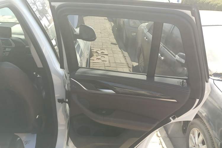 Used BMW X3 2019 xDrive30i Leading Model M Sport Package Interior 6