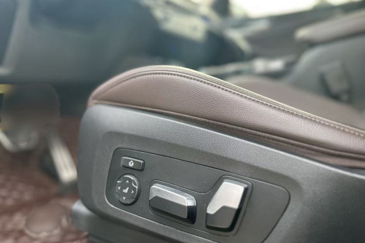 Used BMW X3 2019 xDrive28i M Sport Package Interior 6