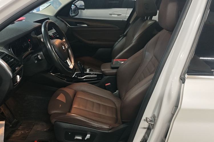 Used BMW X3 2019 xDrive28i Luxury Package Left Front Seat