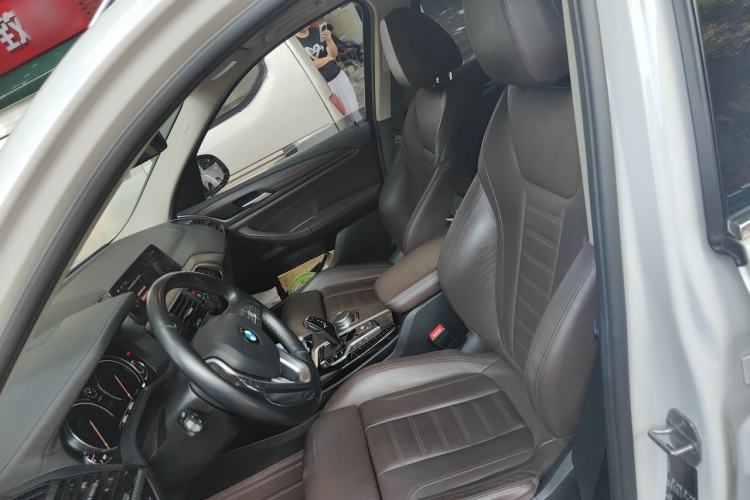 Used BMW X3 2019 xDrive28i Luxury Package Left Front Seat