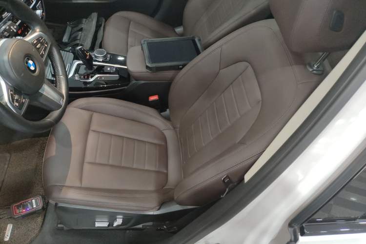 Used BMW X3 2019 xDrive25i M Sport Package Left Front Seat