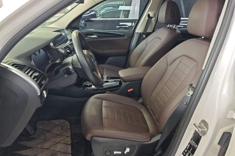 Used BMW X3 2019 xDrive25i M Sport Package Left Front Seat