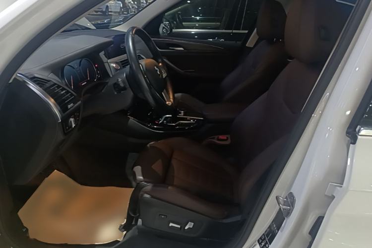 Used BMW X3 2019 xDrive28i Luxury Package Left Front Seat