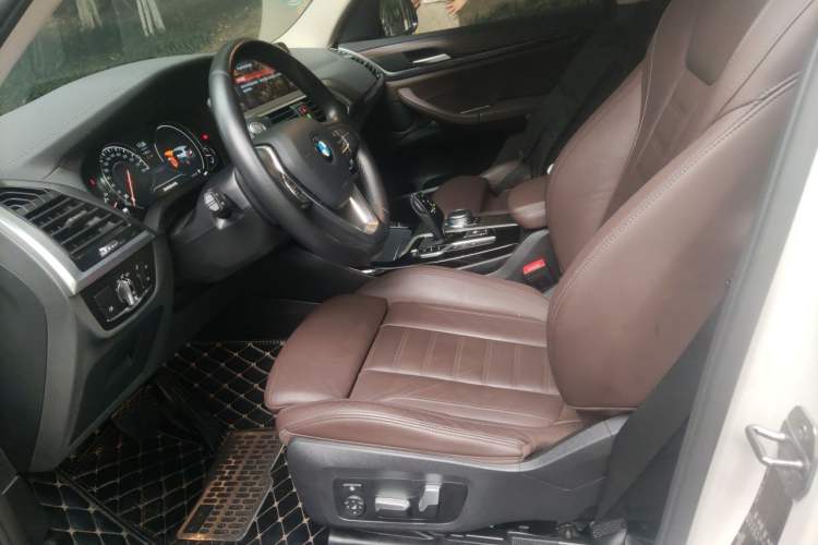 Used BMW X3 2019 xDrive28i Luxury Package Left Front Seat