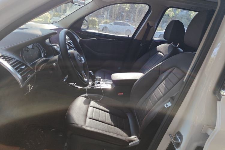 Used BMW X3 2019 xDrive25i Luxury Package Left Front Seat