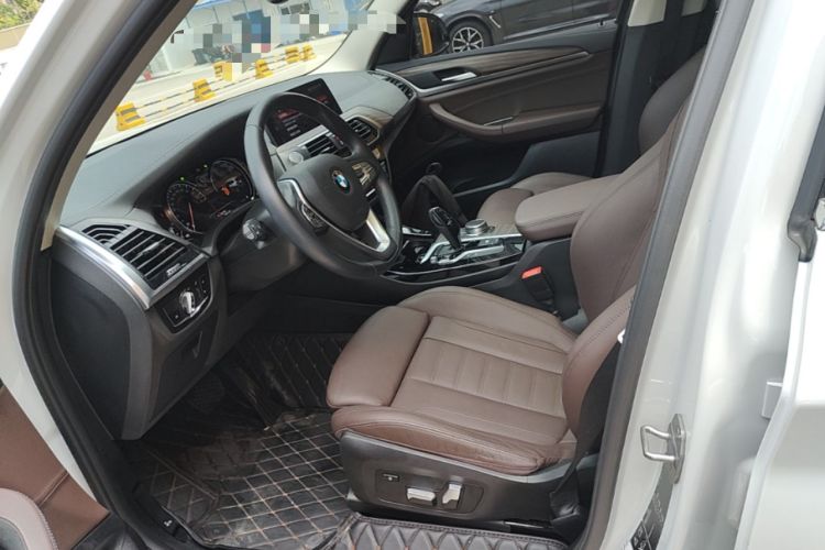 Used BMW X3 2019 xDrive28i Luxury Package Left Front Seat
