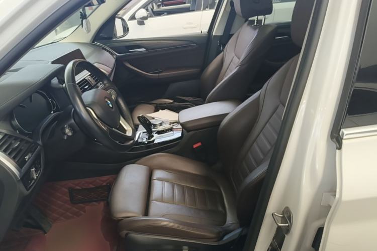 Used BMW X3 2019 xDrive28i Luxury Package Left Front Seat