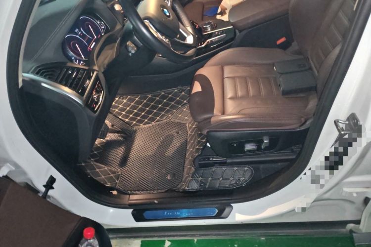 Used BMW X3 2019 xDrive28i Luxury Package Left Front Seat