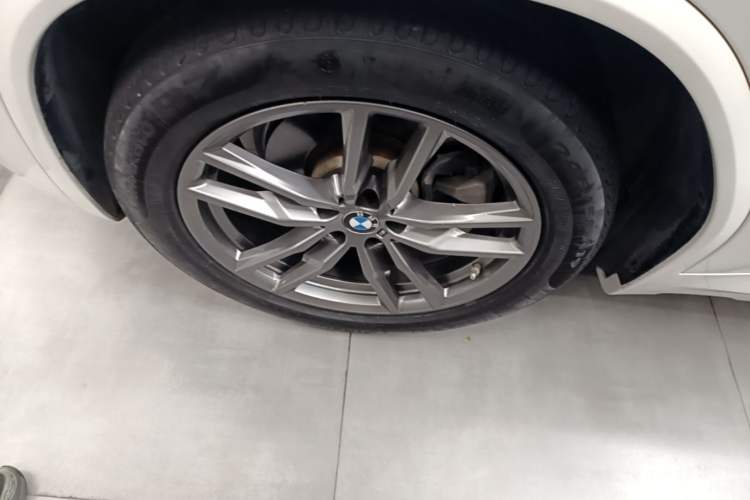 Used BMW X3 2019 xDrive28i M Sport Package Left Front Wheel Hub