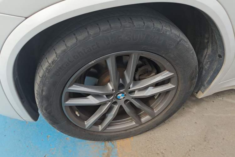 Used BMW X3 2019 xDrive28i M Sport Package Left Front Wheel Hub
