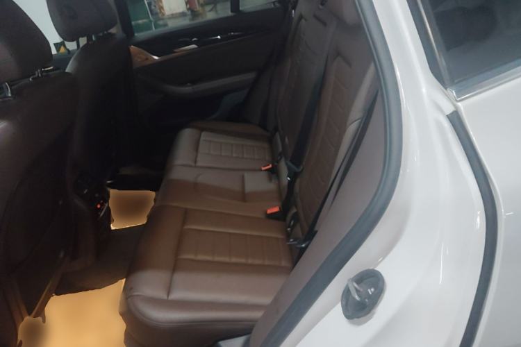 Used BMW X3 2019 xDrive25i Luxury Package Left Rear Seat