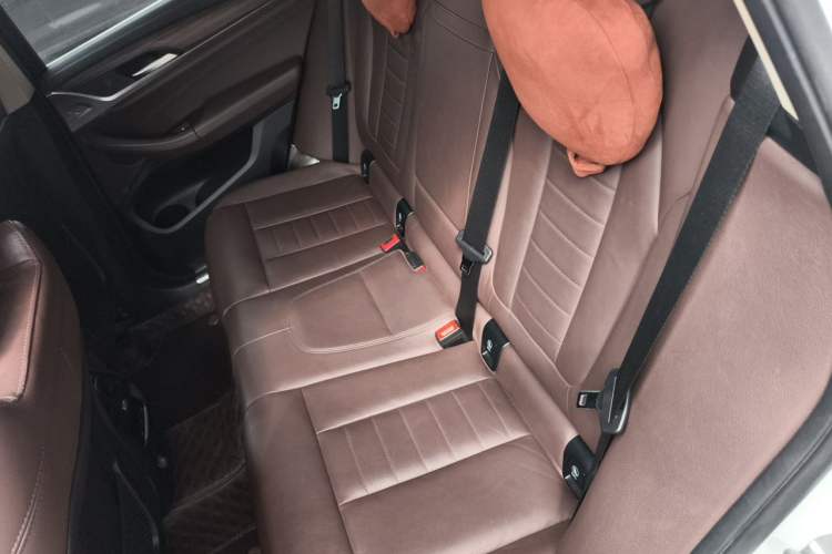 Used BMW X3 2019 xDrive28i Luxury Package Left Rear Seat
