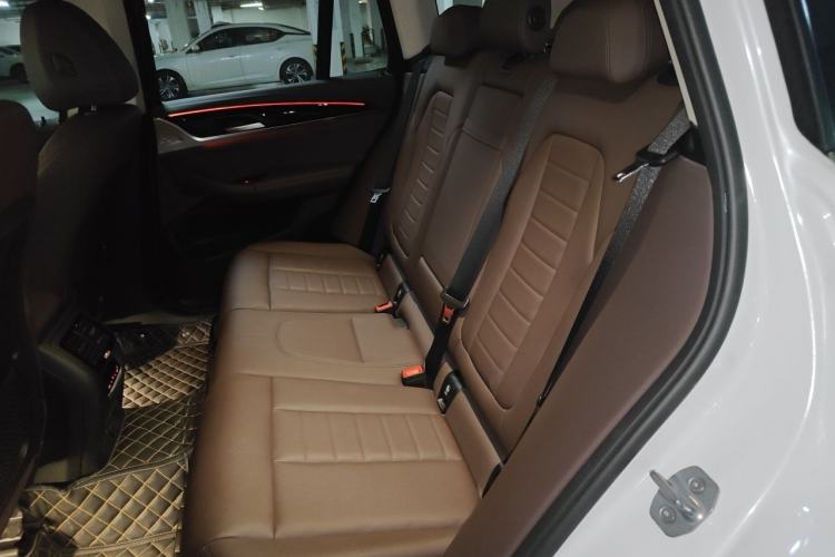 Used BMW X3 2019 xDrive25i Luxury Package Left Rear Seat