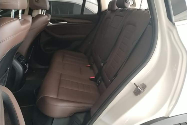 Used BMW X3 2019 xDrive28i Luxury Package Left Rear Seat