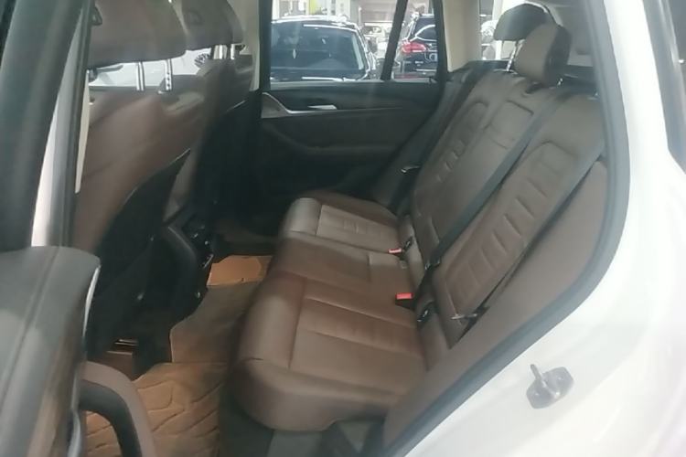 Used BMW X3 2019 xDrive28i Luxury Package Left Rear Seat