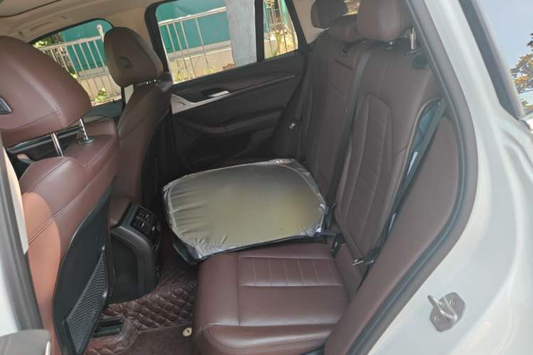 Used BMW X3 2019 xDrive28i Luxury Package Left Rear Seat