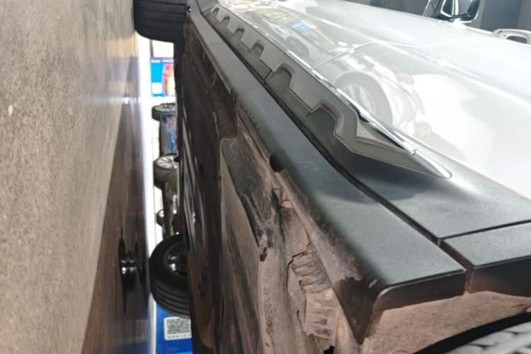 Used BMW X3 2019 xDrive28i Luxury Package Left Side Sill