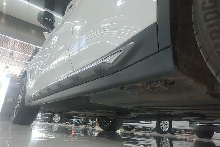 Used BMW X3 2019 xDrive28i Luxury Package Left Side Sill